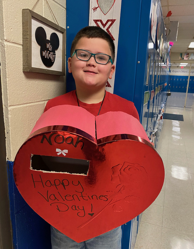 valentine-s-day-in-first-grade-evans-elementary-school